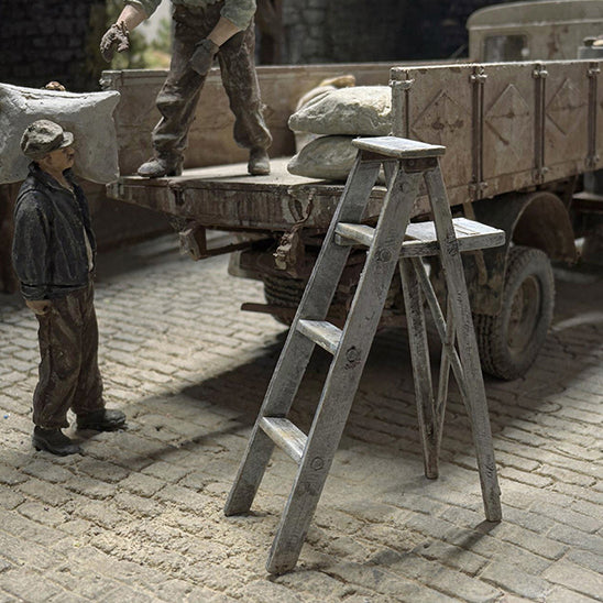 1/35 Scale Resin Step Ladder –Accessory (Unpainted)