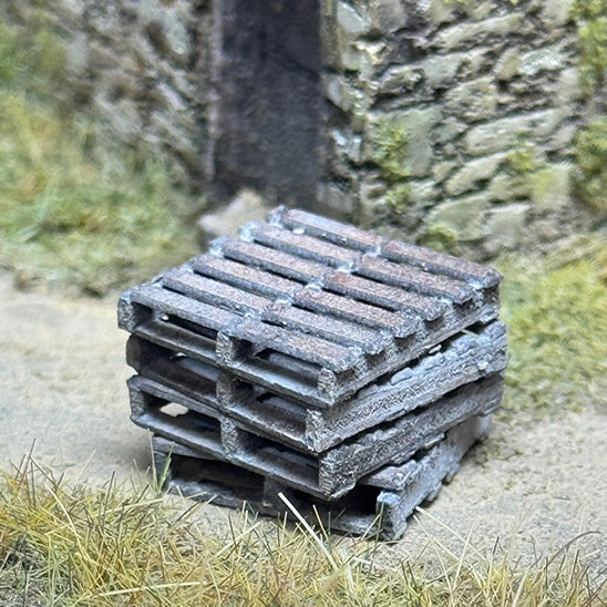 1/87 Scale Wooden Pallets - 8 Pack Kit | HO Scale Diorama Accessories