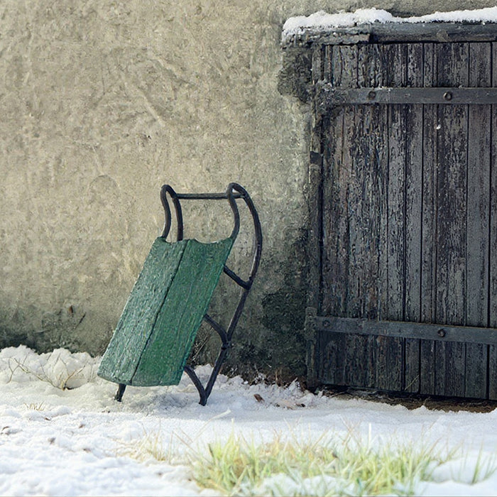 1/35 Scale Resin European Sled – Miniature Diorama Accessory