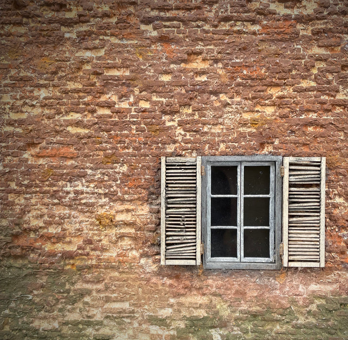 1:35 Scale European Windows Sets w/ Shutters - 2 Pack